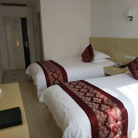 Huijing Holiday Hotel Shanghai Luaran gambar